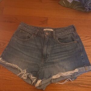 Pacsun mom jean shorts never worn
